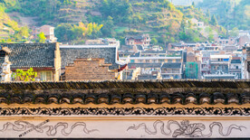 贵州镇远古镇院墙绘画