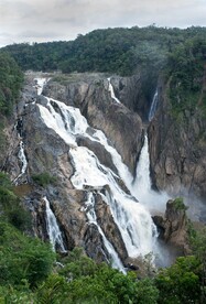 高山瀑布