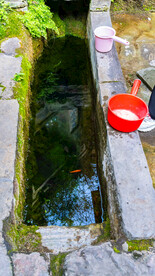 贵州镇远古镇古巷道猪槽井