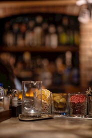 酒吧吧台餐具
