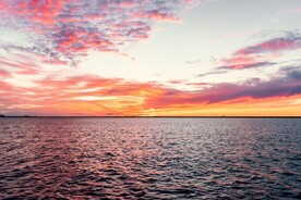 彩霞海景
