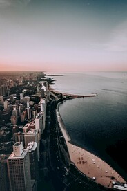 沿岸城市楼宇风景