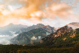 云海山脉风景