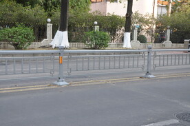 道路护栏