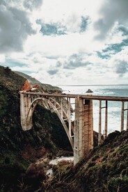 峡谷桥梁