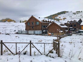 雪地小屋