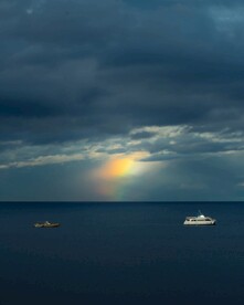 海上游艇