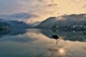 河流与渔船