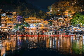 凤凰古城