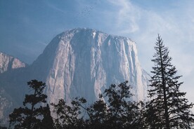 山崖