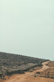山坡上的山路