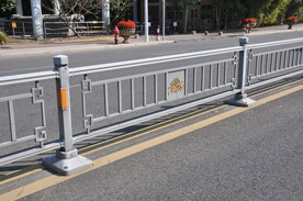 道路护栏
