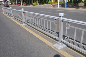 道路护栏