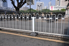 道路护栏