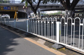 道路护栏