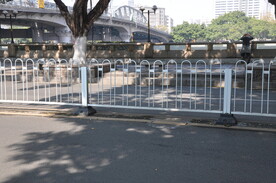 道路护栏