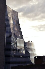 城市玻璃建筑楼