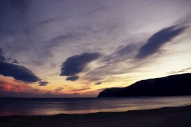 夜幕下的海景