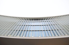 仰拍楼宇