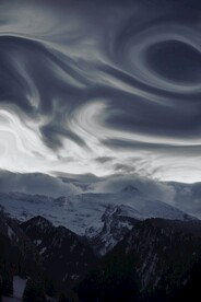 雪山之巅