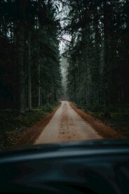 车窗外的道路风景