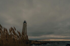 海边灯塔
