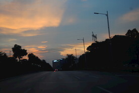 道路晚霞