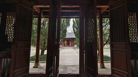 古建筑大门
