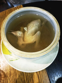 乳鸽汤