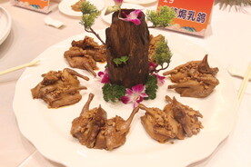 沙姜焗乳鸽