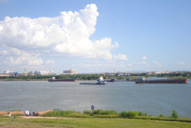 江河