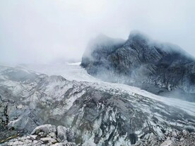 玉龙雪山