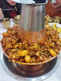 蛙肉火锅