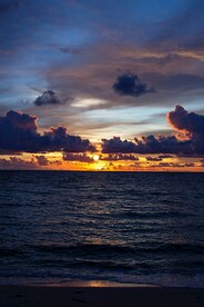 彩霞海景