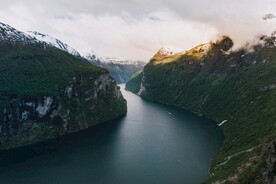山水湖景