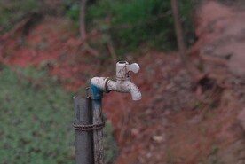 水塘水管