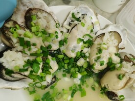 蒜蓉蒸生蚝