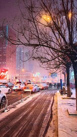 冬夜城市雪景