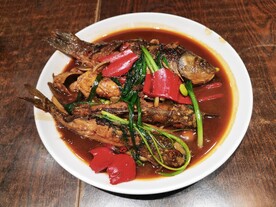 红烧鲫鱼昂刺鱼搭配