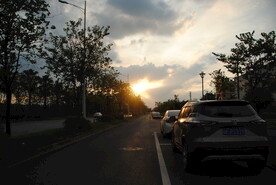 道路黄昏
