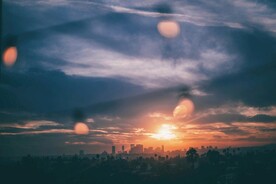夕阳下的城市