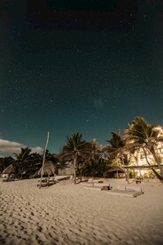 星空下的海滩