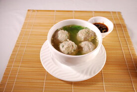 鲮鱼球浸唐生菜