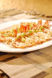 蒜蓉蒸虾 开边虾