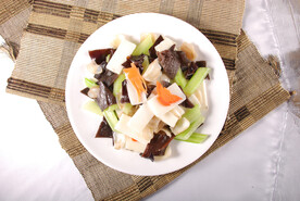 西芹淮山炒木耳