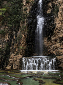 梨木台瀑布山水