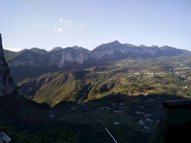 清江大峡谷风光