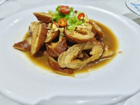 卤肥肠