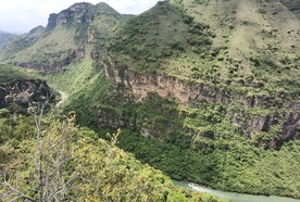 马岭河峡谷风景