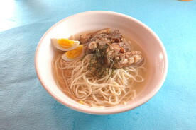 猪软骨汤面